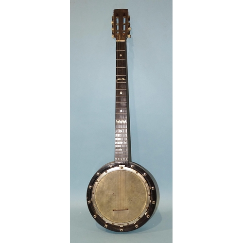 521 - A 20th century five-string banjo by W Temlett, London, with ebony finger board, mother-of-pearl mark... 