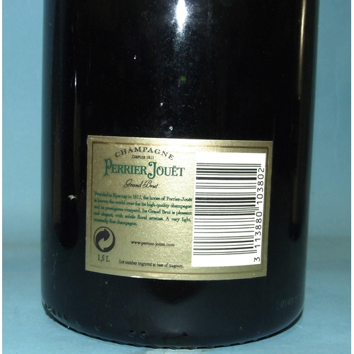 566 - Champagne, Perrier Jouet Grand Brut Champagne, 12% vol, 1.5L, one bottle, (magnum).