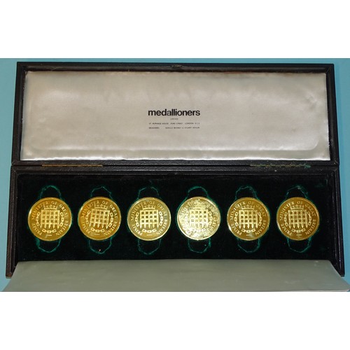 229 - Medallioners Ltd, Prime Ministers of Great Britain, a set of six 22ct gold medals: Robert Walpole, P... 