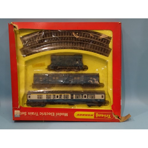 248B - Wrenn OO gauge, RS.7 Local Passenger Train Set, a single year issued set, only in 1969, boxed, (box ... 