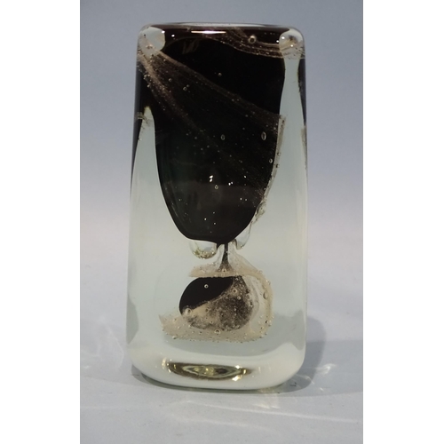 148 - Alain Begou (b.1945), a studio glass vase decorated with black flowing centrepiece crossing a bubble... 