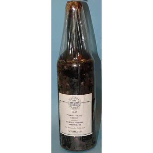 206 - 1945 Pedro Ximenez Crimea, The Massandra Collection, white wine, one bottle, (cork damaged), in pres... 