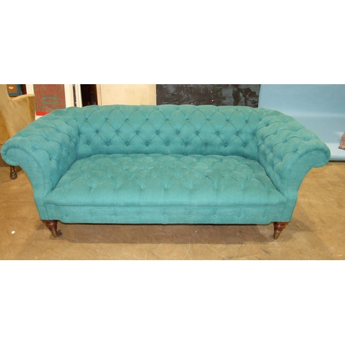 9 - *Please note, all starred lots are sold at no reserve.*A Victorian Chesterfield settee with button b... 