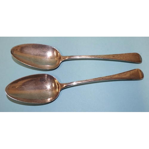 514 - A pair of Georgian silver tablespoons, London 1802, maker RG, ___4oz, 125g.