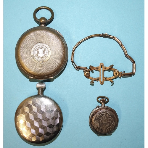 711 - A Continental lady's keyless pocket watch, 29mm, on gold-plated expanding bracelet, a silver-cased 