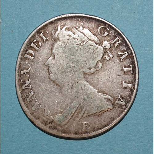 103 - Anne (1702-1714), a 1707 half-crown.