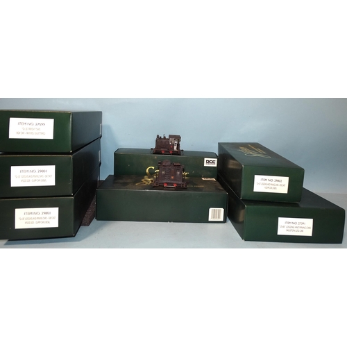 288 - Bachmann Spectrum On30 gauge, no.28195 0-4-0 Side Rod Gas Mechanical Loco (boxed), with another, sim... 