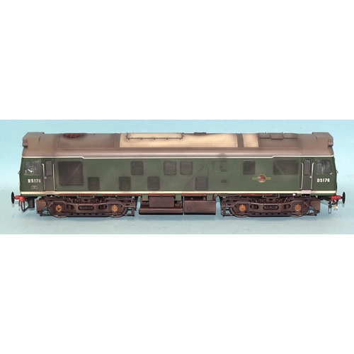 307 - Heljan O gauge, Class 25 Bo-Bo diesel locomotive RND5176, in Tower Models ltd-edn green livery, (box... 