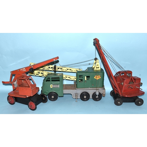 65 - Hornby O gauge, No.2 Junction Home Signal, No.2 Double-arm Signal, two single-arm signals, two no.1 ... 