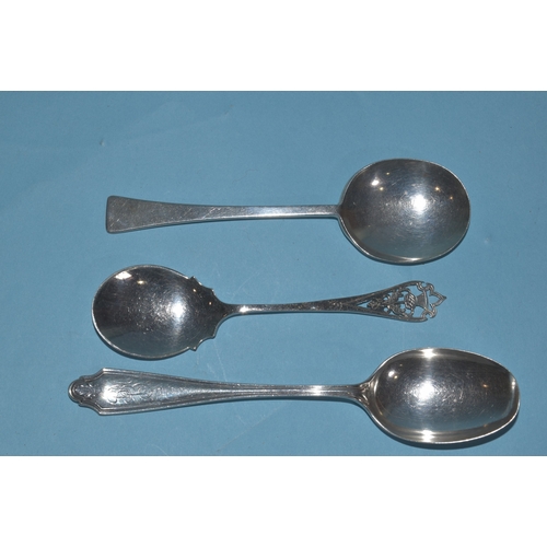 21 - A cased set of six silver reproduction Charles II Devon spoons, 8cm long, a similar larger spoon, 12... 