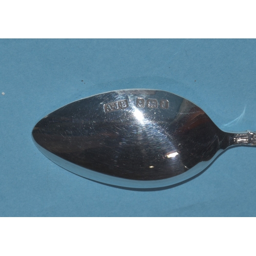 26 - A cased set of twelve silver apostle spoons, Birmingham 1932, maker A J Bailey, 120g, ___3.8oz.... 