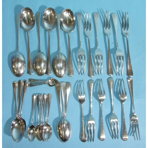 32 - A collection of mid-20th century silver Old English rattail pattern cutlery, comprising: six table f... 