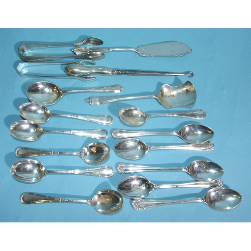 44 - A set of six silver coffee spoons, Birmingham 1923, a Victorian silver butter knife, London 1886 and... 