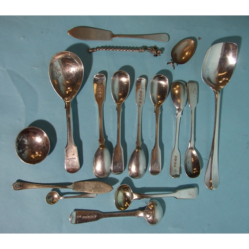 47 - A set of six George IV silver fiddle pattern mustard spoons, London 1827, maker John, Henry & Ch... 