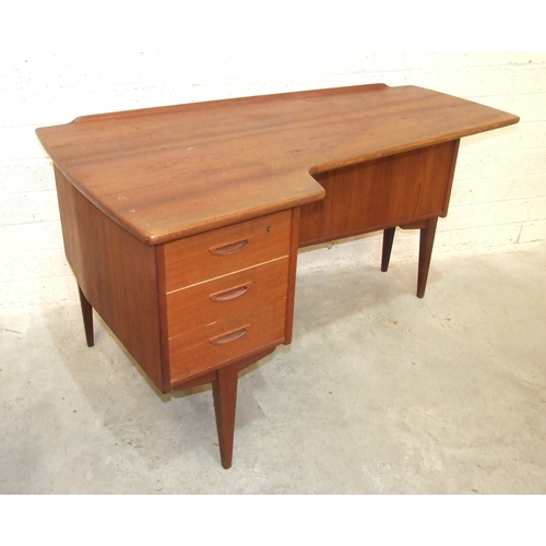 Lot 9         