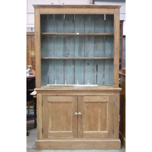 Lot 8         