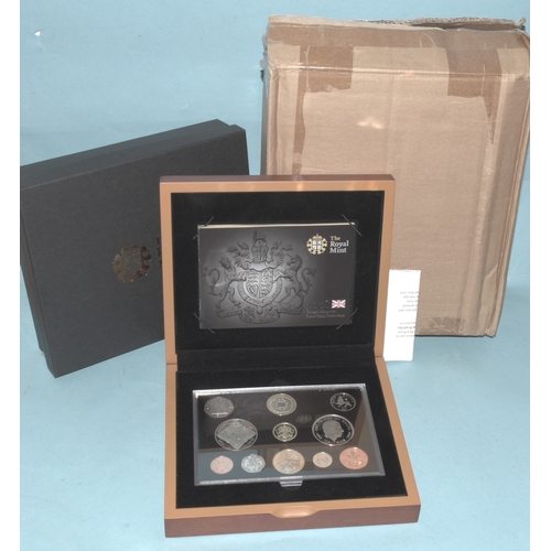 67 - Royal Mint, a collection of nine UK Executive Proof Sets: 2000 (case a/f), 2001/2/3/4/5/6 (x2)/2008,... 