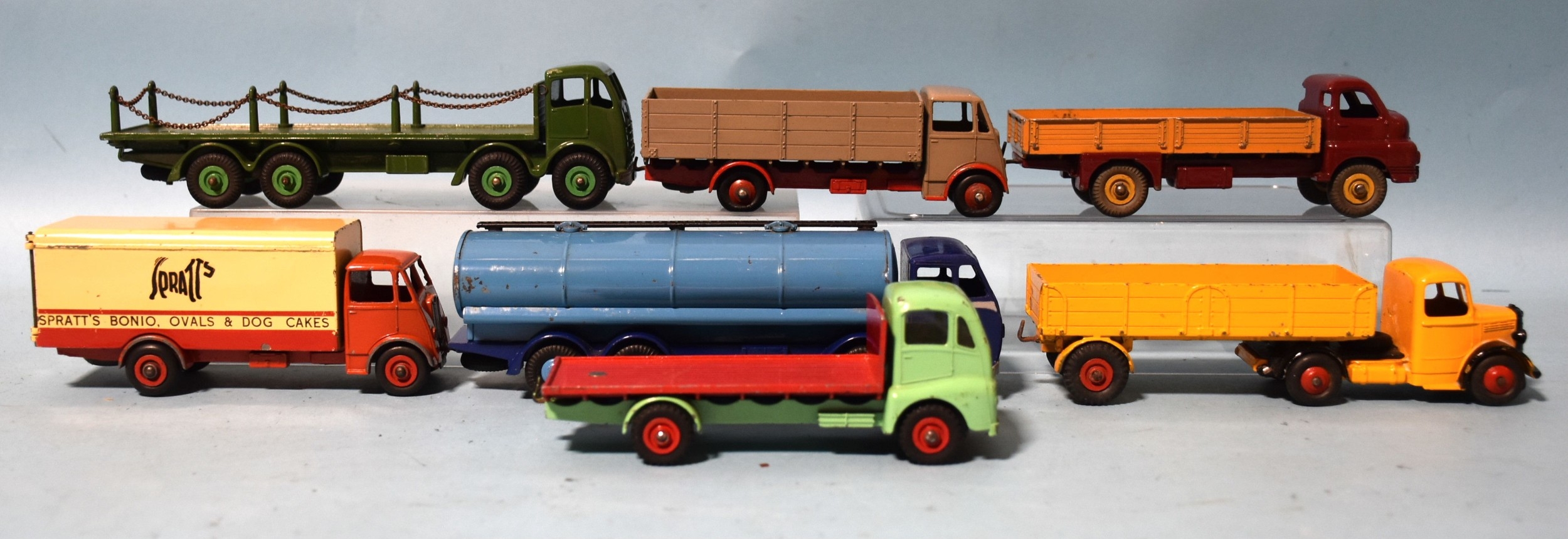 Dinky Toys, seven lorries, to include: 917 Guy 