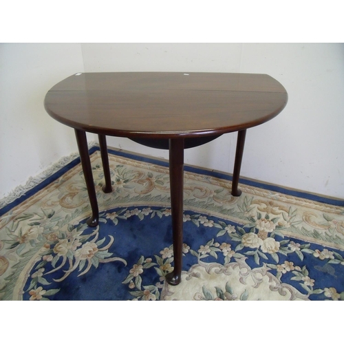 385 - 19th C mahogany drop leaf pad foot table (width 99cm)