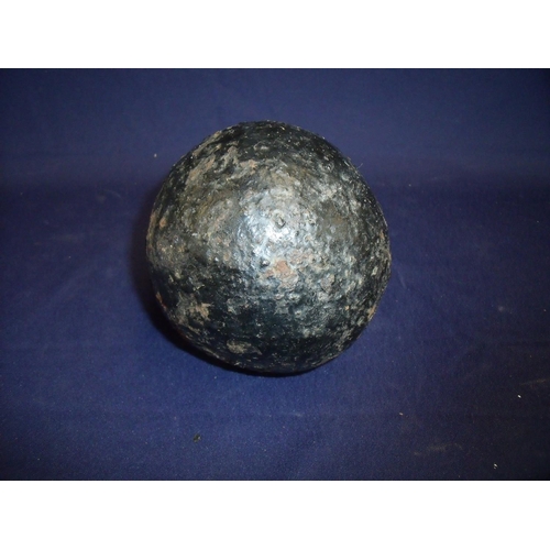 109 - 19th C cast metal cannonball (diameter approx. 12cm)