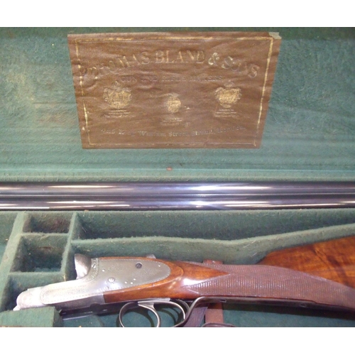 480 - Cased Thomas Bland 12 bore side-lock ejector shotgun with 30 inch sleeved barrels, choke 1/4 & 3/4, ... 