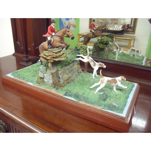 105 - Large North Light Wade 2006 Limited Edition No 5/500 'Gone Away' hunting group model, the plaque ins... 