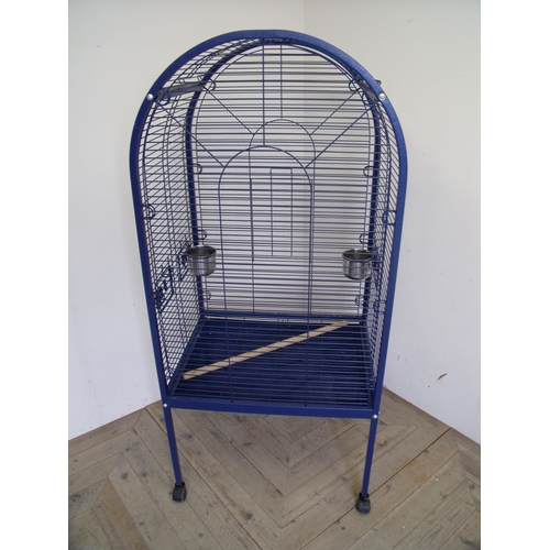 253 - Large as new parrot style cage