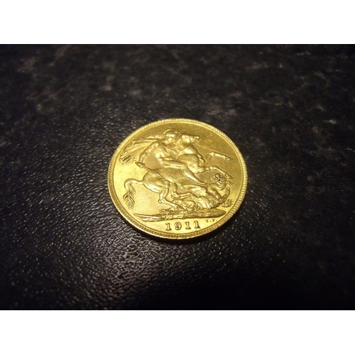 128 - George V 1911 gold sovereign