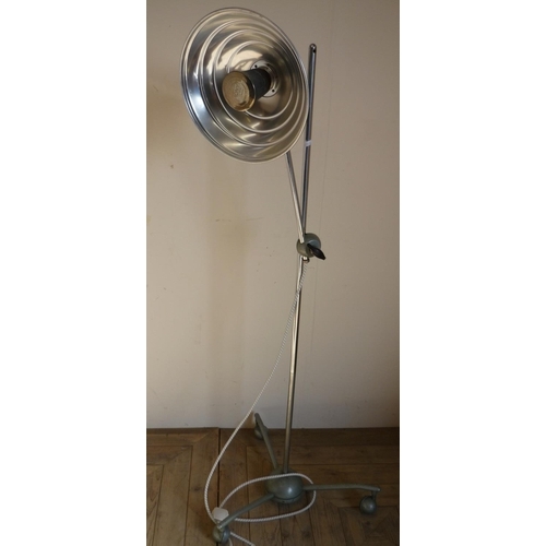 196 - The Sollux H.8 retro lamp on stand