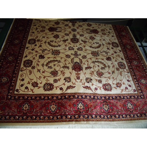 462 - Beige ground Keshan rug (230cm x 160cm)