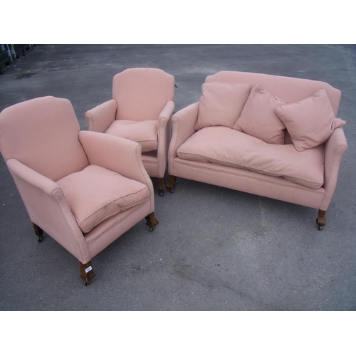 368 - Early 20th C three piece suite comprising of two seat settee and a pair of matching armchairs