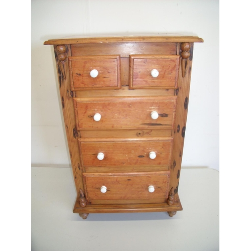 13 - Apprentice piece type Victorian chest of two short above three long drawers (31cm x 20cm x 49cm)