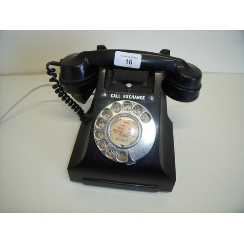 16 - Vintage black telephone