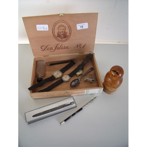 19 - Don Julian No 4 cigar box containing Russian dolls, carved hard stone fountain pen, various wrist wa... 