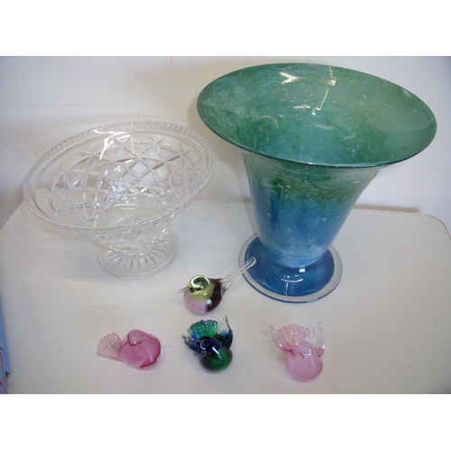 195 - Cut crystal pedestal bowl, modern coloured glass vase and four coloured glass bird sculptures