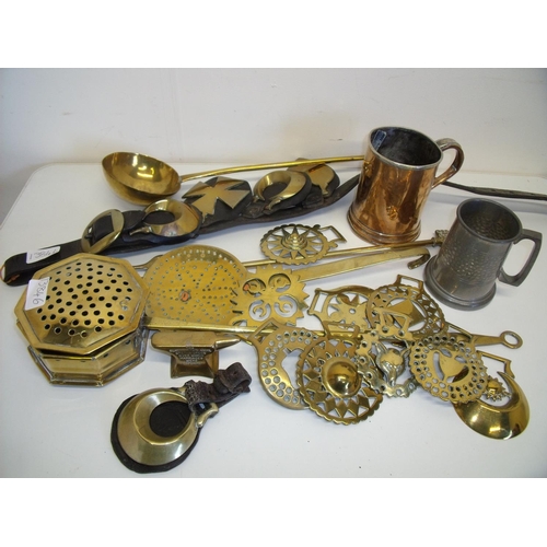 46 - Selection of various brassware including early 19th C copper tankard, various horse brasses includin... 