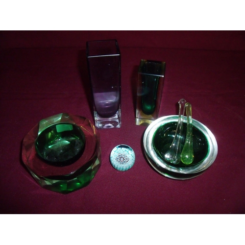 34 - 1960/70s design square form bud vases, similar pestle & mortar, dish and a Millefleur paperweight (5... 