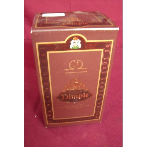 512 - Boxed Dimple 15 Year Old Deluxe Scotch Whisky