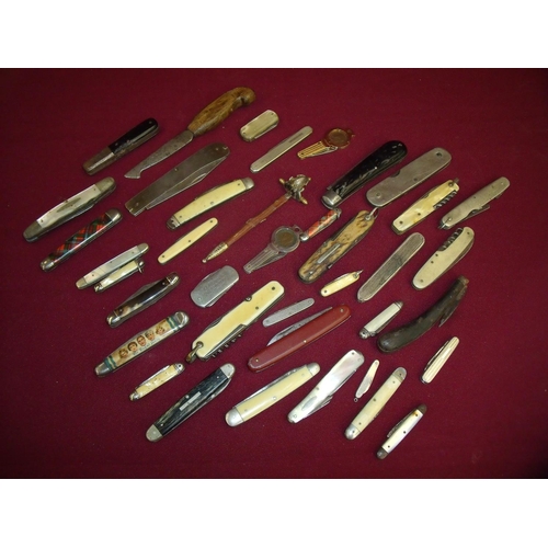 79 - Large collection of Victorian and later pocket knives in one box of various designs and manufacturer... 