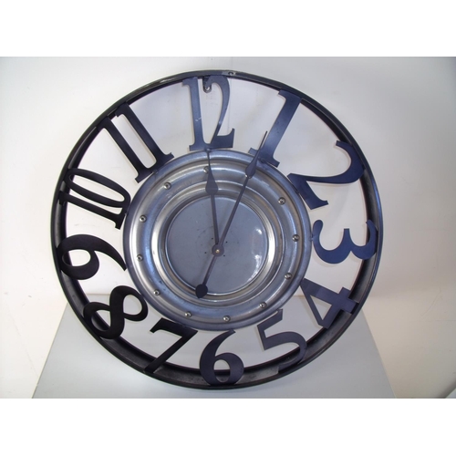294 - Large modern metal wheel hub design wall clock (diameter 64cm)