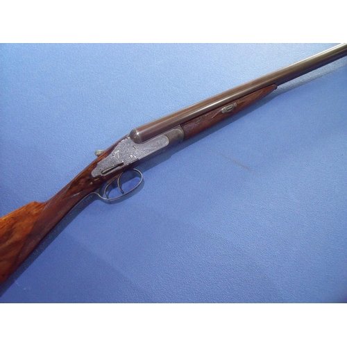 325 - Cased W R Pape, a rare example of a 13 bore hammerless side lock shotgun with 30 inch original Damas... 