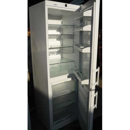 255 - Liebherr fridge freezer