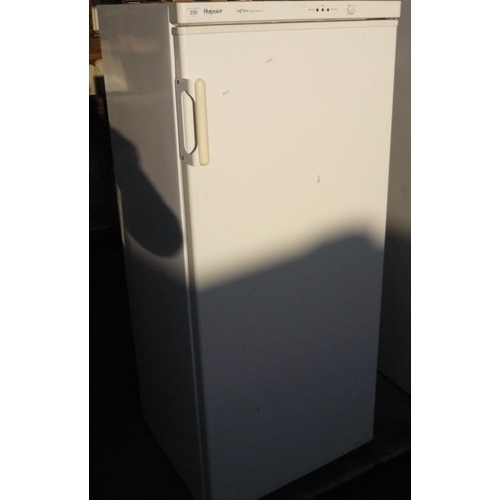 256 - Hotpoint Iced Diamond upright freezer