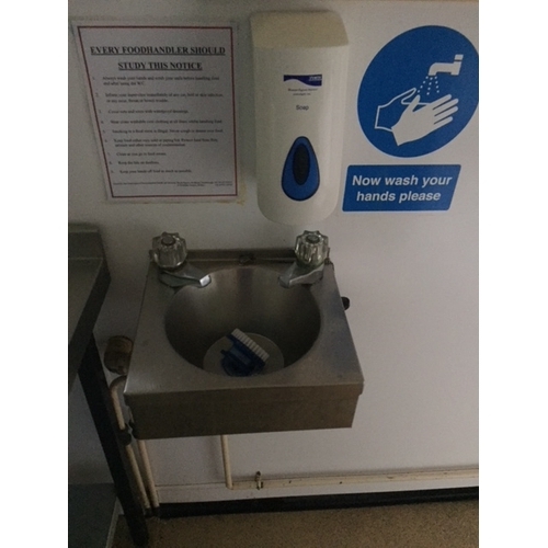 398 - Commercial hand wash unit and accessories