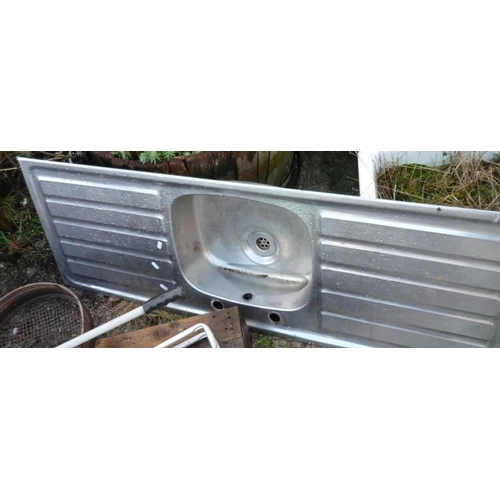 46 - Stainless steel sink unit