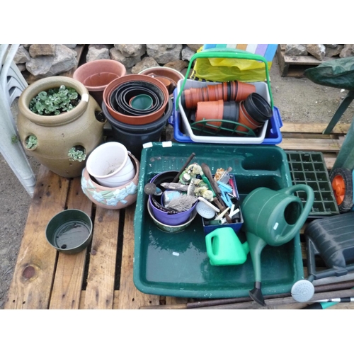 64 - Large selection of various plastic and ceramic plant pots and small garden ornaments etc