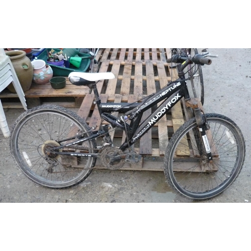 67 - Muddy Fox full suspension mounting bike