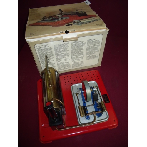 147 - Boxed Mamod stationary steam engine SP5