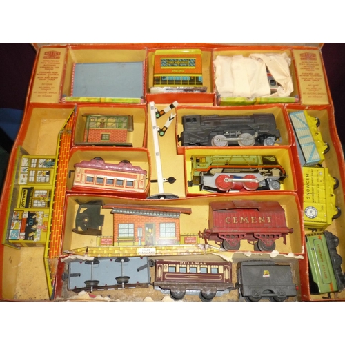 156 - A boxed Mettoy Railways 0 gauge electric Express Train Set