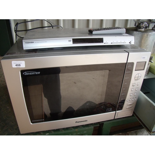 408 - Panasonic microwave and a Toshiba CD player (2)